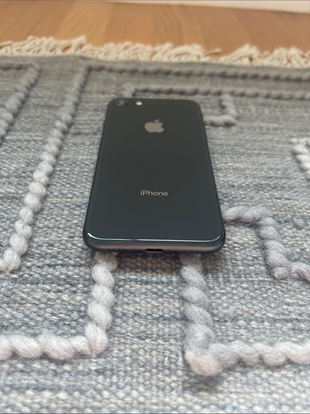Apple iPhone 8, Space Gray, 64GB-Unlocked!! Authentic, Gently used for 2 years.